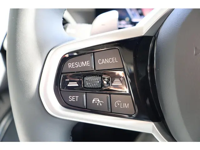 BMW 3 Serie 330e 2026 Hybride Benzine 14