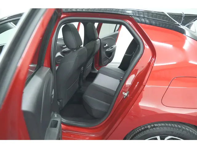 Opel Corsa 1.2 Turbo 100 Ultimate 2023 Benzine 31