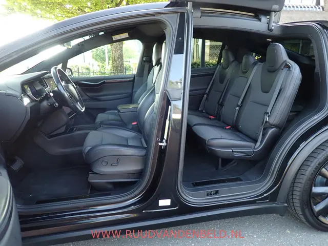 Tesla Model X 75D 2018 Elektrisch 9