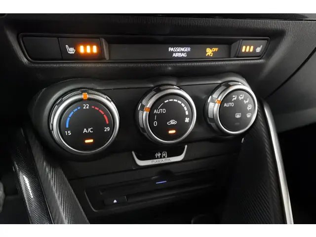 Mazda 2 1.5 90pk Nakama 2016 Benzine 22