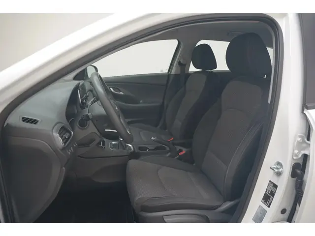 Hyundai i30 Wagon 1.4 [AC, Cruise, Led] 2017 Benzine 8