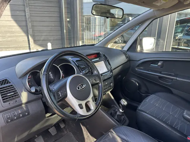 Kia Venga 1.4 CVVT DynamicPLusLine 2016 Benzine 8