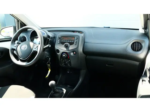 Toyota Aygo 1.0 VVT-i x-fun 2018 Benzine 11
