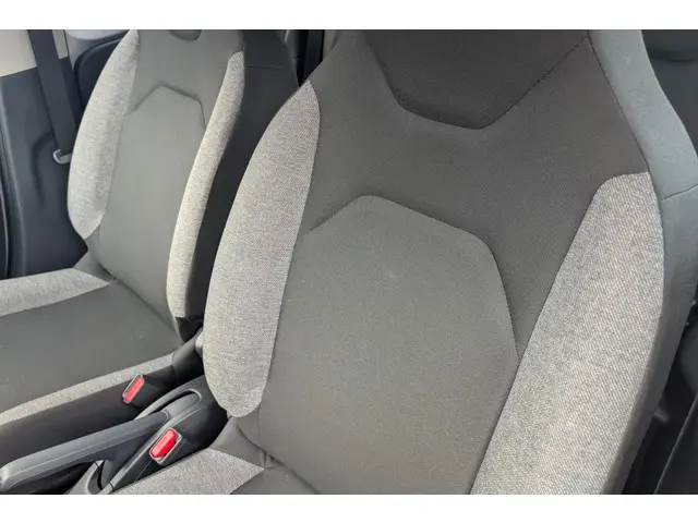 Toyota Aygo X 1.0 VVT-i MT Play 2024 Benzine 21