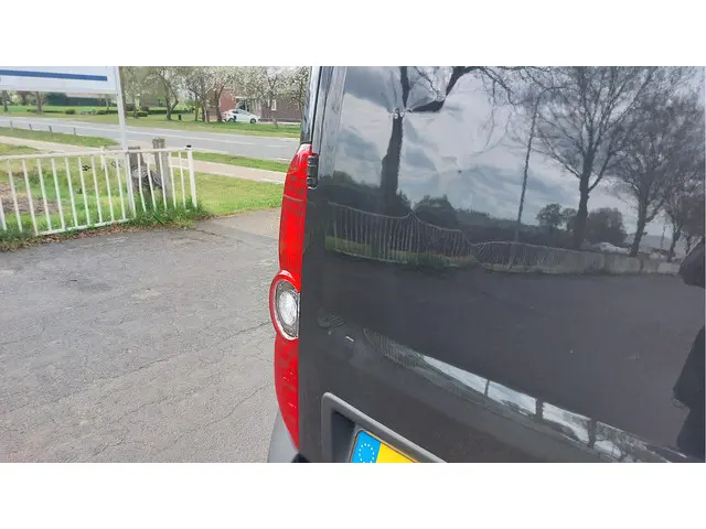 Opel Combo 1.3 CDTi L1H1 Edition 2017 Diesel 15