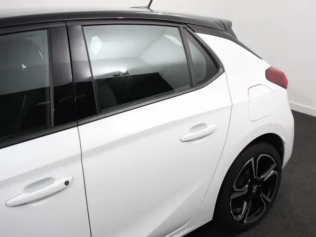 Opel Corsa 1.2 GS 2024 Benzine 29