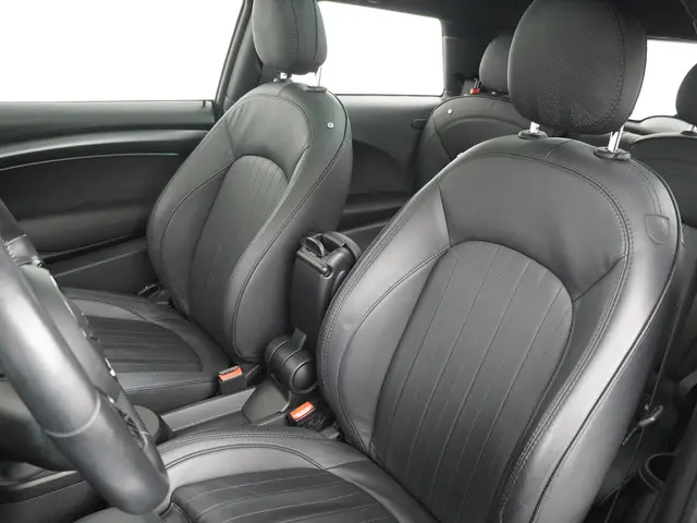 MINI Electric Yours 2021 Elektrisch 4