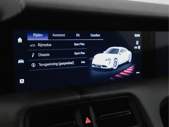 Porsche Taycan Performance 84kwh 2021 Elektrisch 11