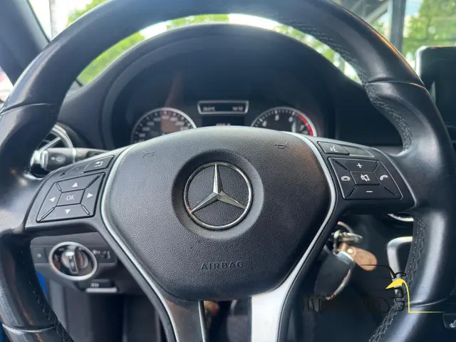 Mercedes-Benz A-Klasse 180 Prestige 2013 Benzine 19