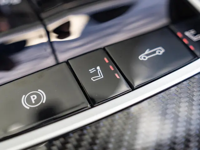 BMW M4 Cabrio Competition xDrive 2022 Benzine 42