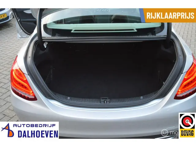 Mercedes-Benz C-Klasse 180 2014 Benzine 32
