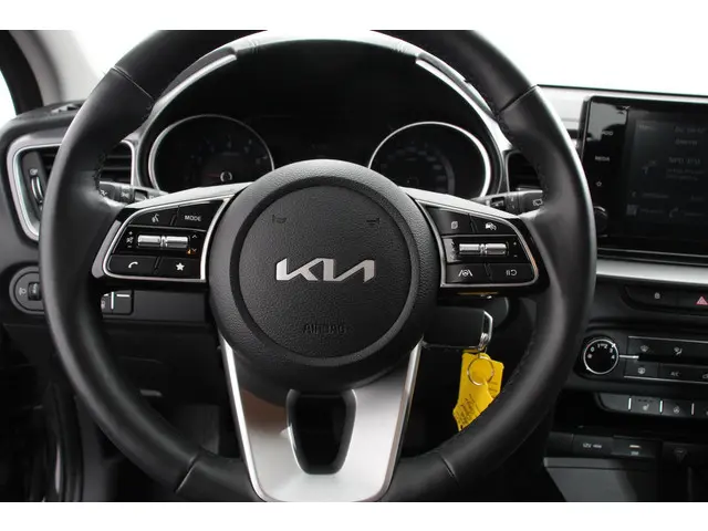 Kia Ceed 1.0 T-GDi Comfort 2023 Benzine 15