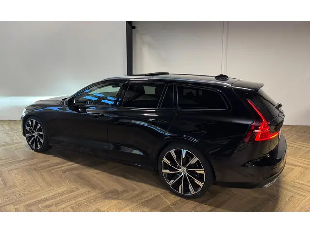 Volvo V60 2