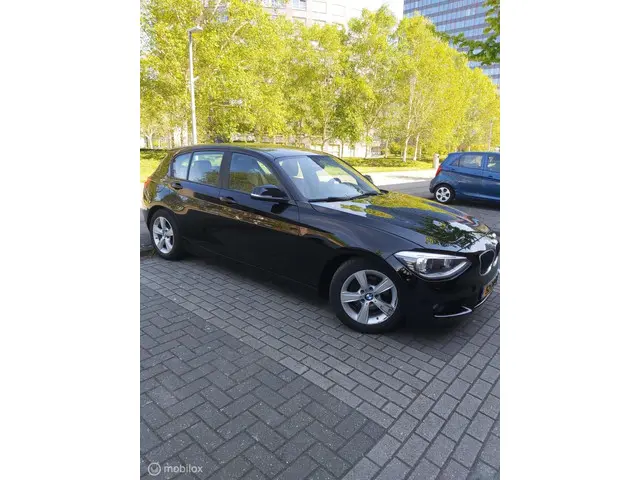 BMW 1 Serie 114i EDE Business Sport 2013 Benzine 51