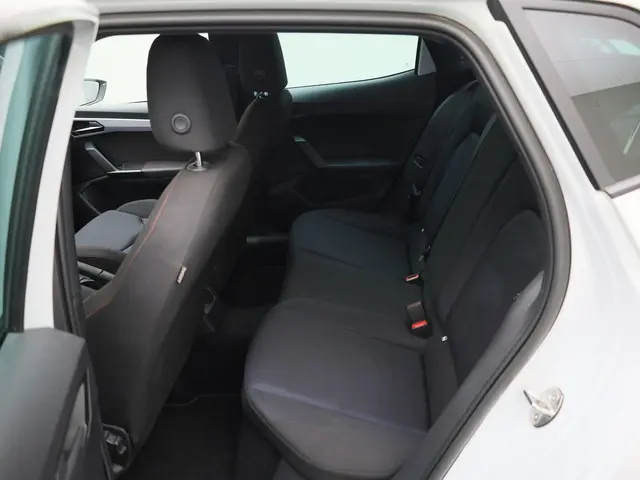 SEAT Ibiza 1.0TSI/95PK FR 2024 Benzine 19