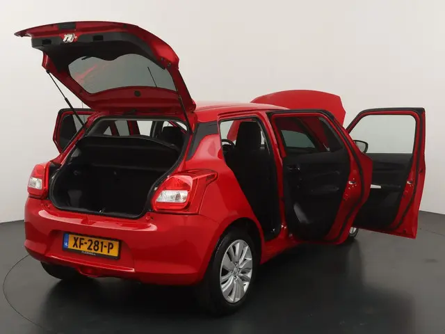 Suzuki Swift 1.2 Select 2018 Benzine 21