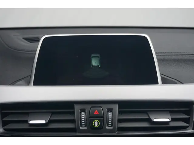 BMW X2 sDrive18i 2019 Benzine 21