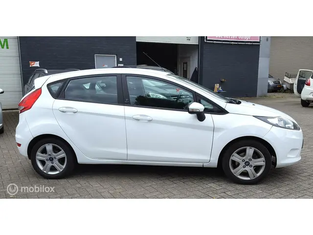 Ford Fiesta 1.25 Champion 2012 Benzine 3