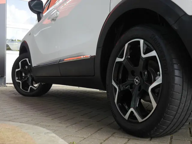 Opel Crossland 1.2 Turbo Ultimate 2022 Benzine 26