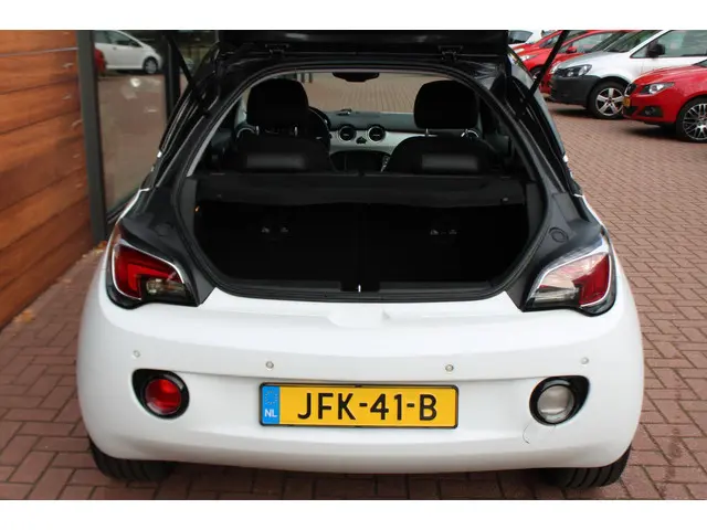 Opel ADAM 1.0 Turbo Slam 2015 Benzine 11