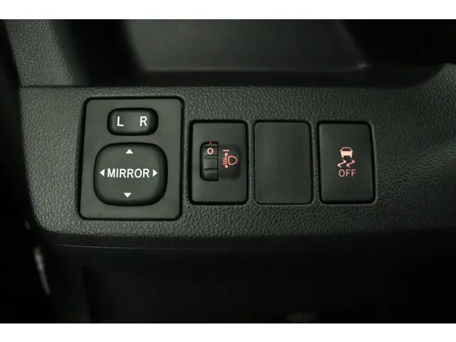 Toyota Verso-S 1.3 VVT-i Trend 2015 Benzine 29