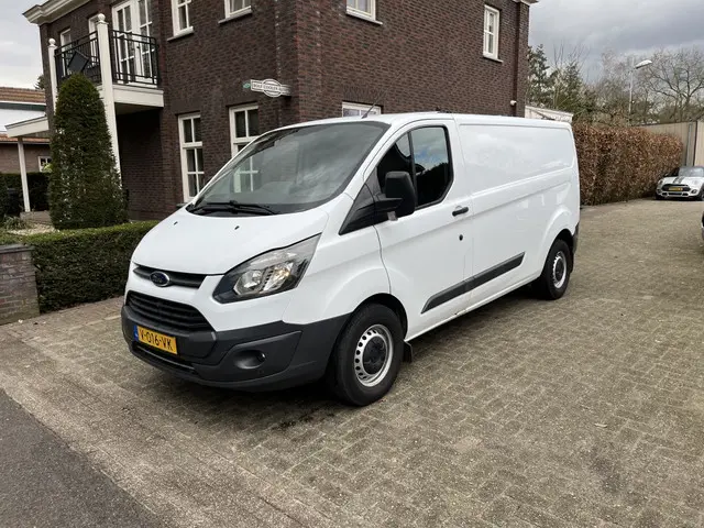 Ford Transit Custom 290 2.0 TDCI L2H1 Am 2016 Diesel