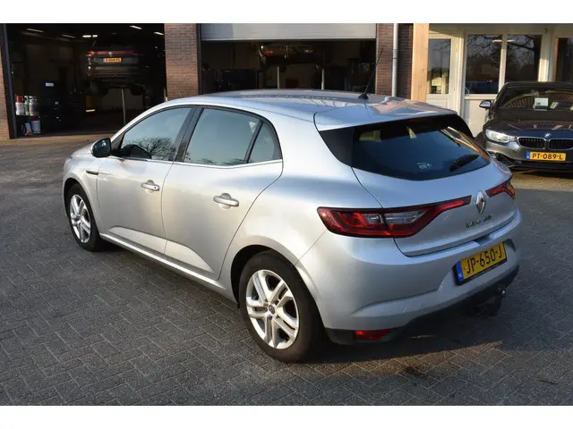 Renault Mégane 1.2 TCe Zen 2016 Benzine 33