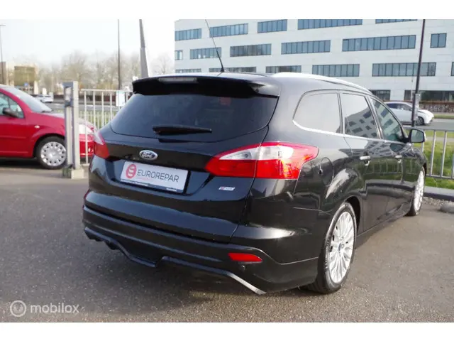 Ford Focus Wagon 1.0 EcoBoost Titanium 2013 Benzine 10
