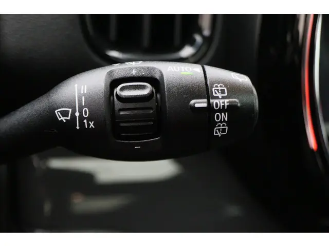 MINI Countryman Mini 1.5 Cooper Chili 2017 Benzine 35