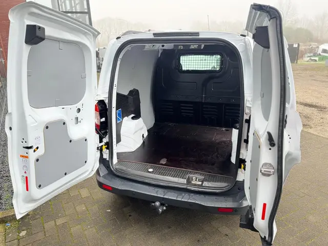 Ford Transit Courier 1.0 Trend EcoBoost S&S 2022 Benzine 8
