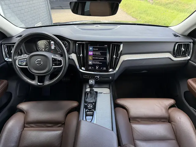 Volvo V60 2.0 T5 Inscription 2019 Benzine 4