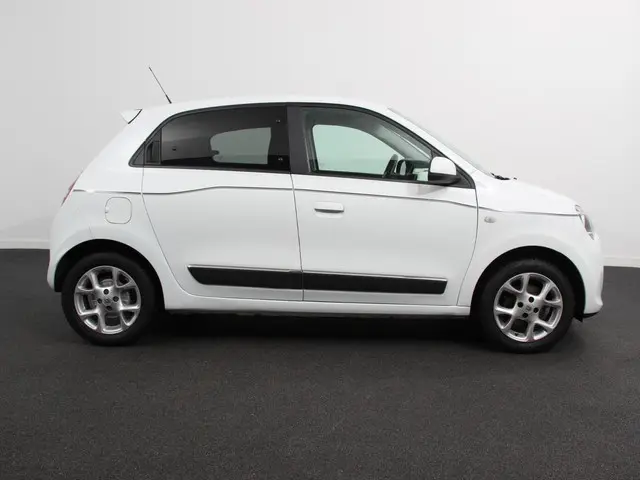 Renault Twingo 0.9 TCe Intens 2017 Benzine 8