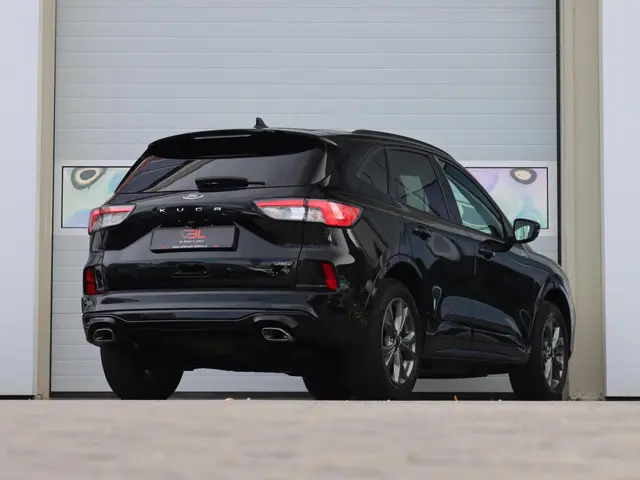 Ford Kuga 2.5 PHEV 225PK ST-Line 2022 Hybride Benzine 2