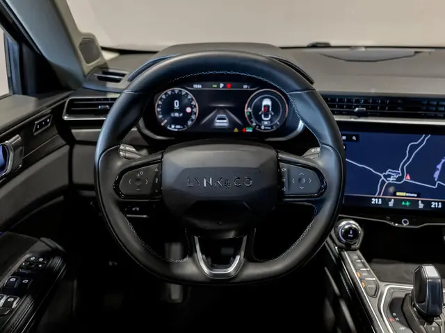 Lynk & Co 01 1.5 / 261pk / Blackstyle 2022 Hybride Benzine 28