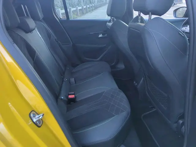 Peugeot e-208 EV GT Pack 50 kWh 2021 Elektrisch 14