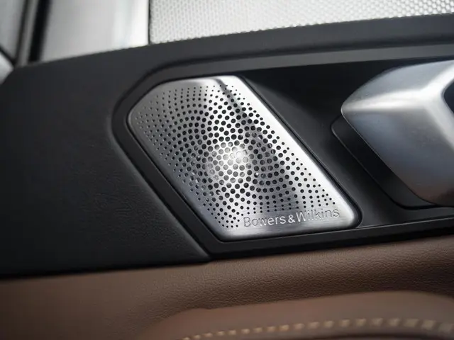 BMW X5 xDrive50e 2025 Hybride Benzine 48