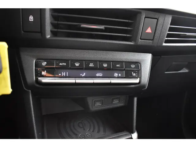 Opel Frontera 1.2 Turbo Hybrid GS 2025 Hybride Benzine 23