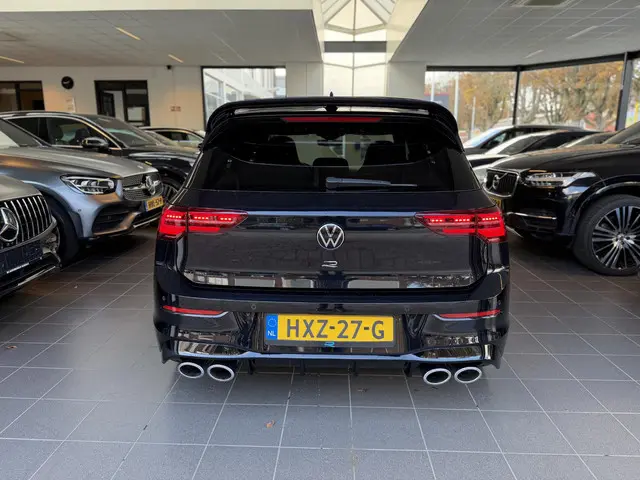 Volkswagen Golf 2.0 TSI R 4Motion 2023 Benzine 7