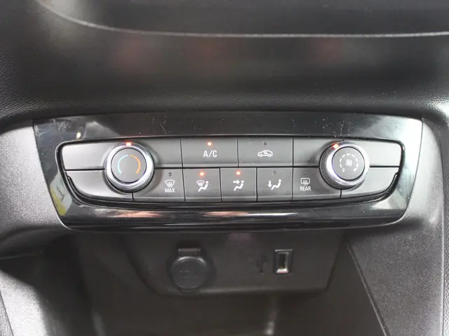 Opel Corsa 1.2 Level 3 2023 Benzine 13