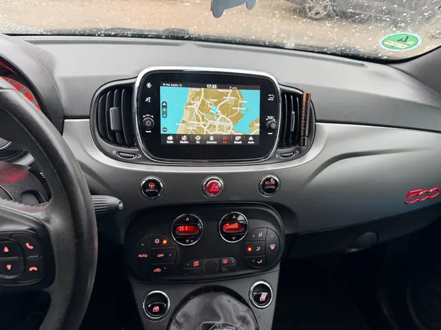 Fiat 500 1.2 Lounge cabrio 2017 Benzine 10