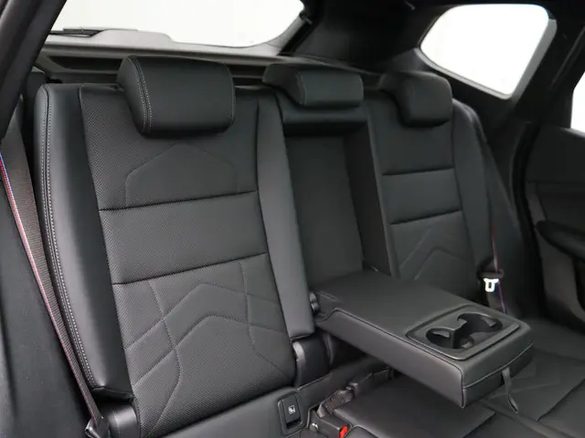 BMW X1 xDrive25e 2026 Hybride Benzine 28