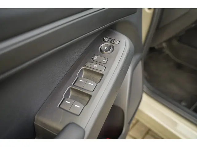 Honda HR-V 1.5i e:HEV ELEGANCE 2022 Hybride Benzine 47