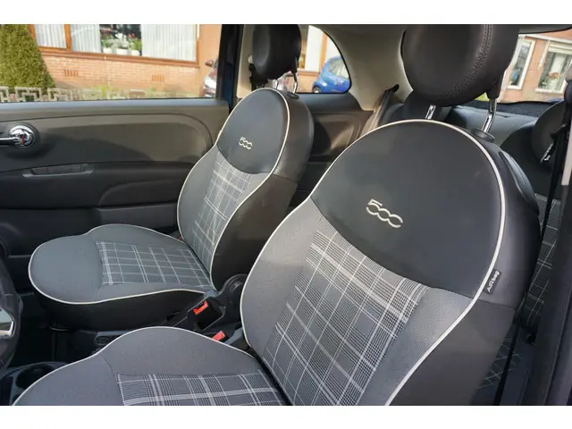 Fiat 500 1.2 Lounge 2017 Benzine 12