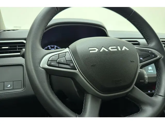Dacia Duster 1.3 TCe 150 Journey 2023 Benzine 17