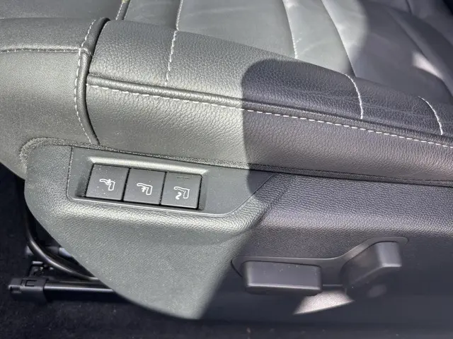 Citroën ë-C4 Shine 50 kWh 2022 Elektrisch 19