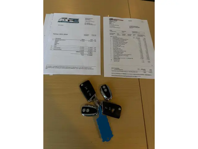 Volkswagen Golf 2.0 TSI R 4Motion 2015 Benzine 24
