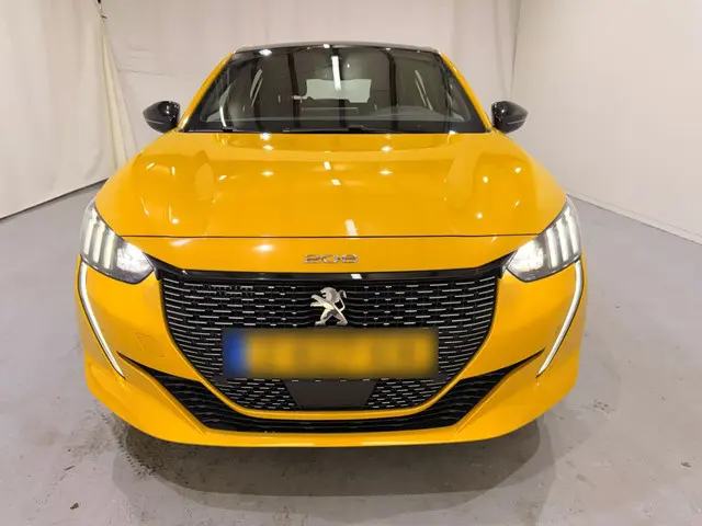 Peugeot 208 1.2 GT 130 Automaat 2021 Benzine 2