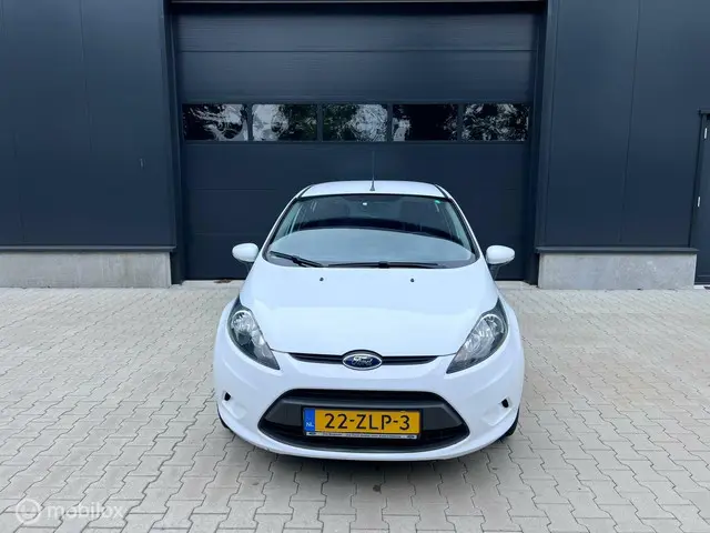 Ford Fiesta 1.25 Champion 2013 Airco NAP APK 2013 Benzine 2