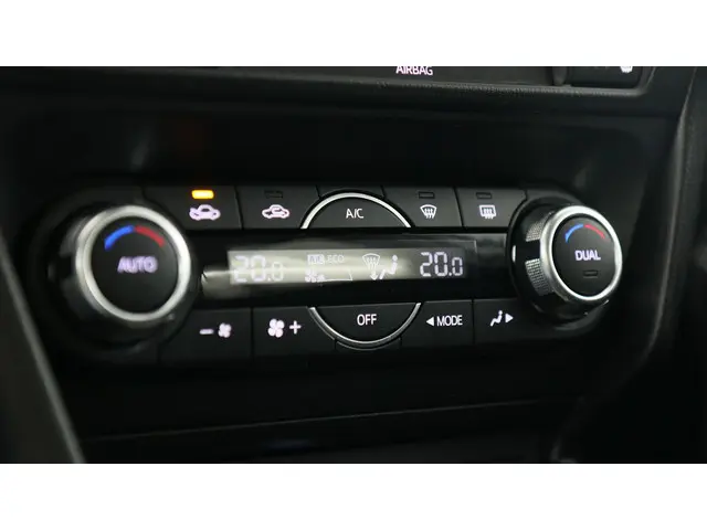 Mazda 3 2.0 120pk GT-M Line 2016 Benzine 28