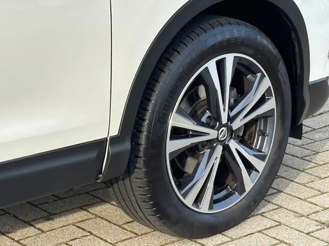Nissan QASHQAI DIG-T 160 DCT N-Connecta 2019 Benzine 32